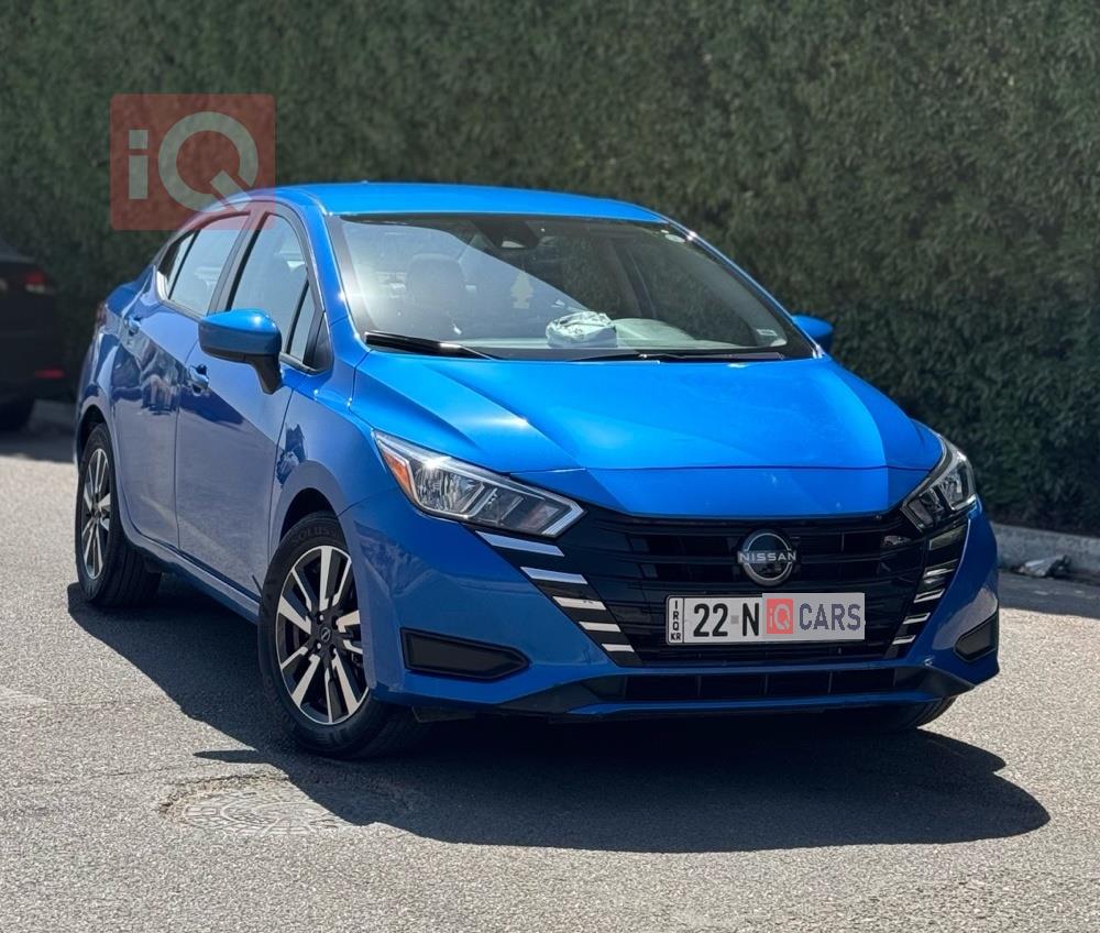 نيسان فيرسا